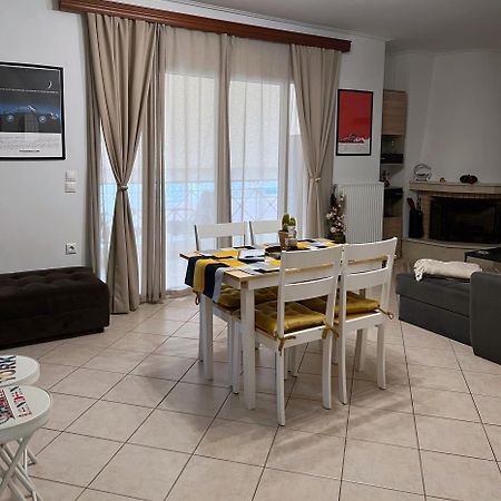 H&H Cozy Retreat Apartment Piraeus Exterior photo
